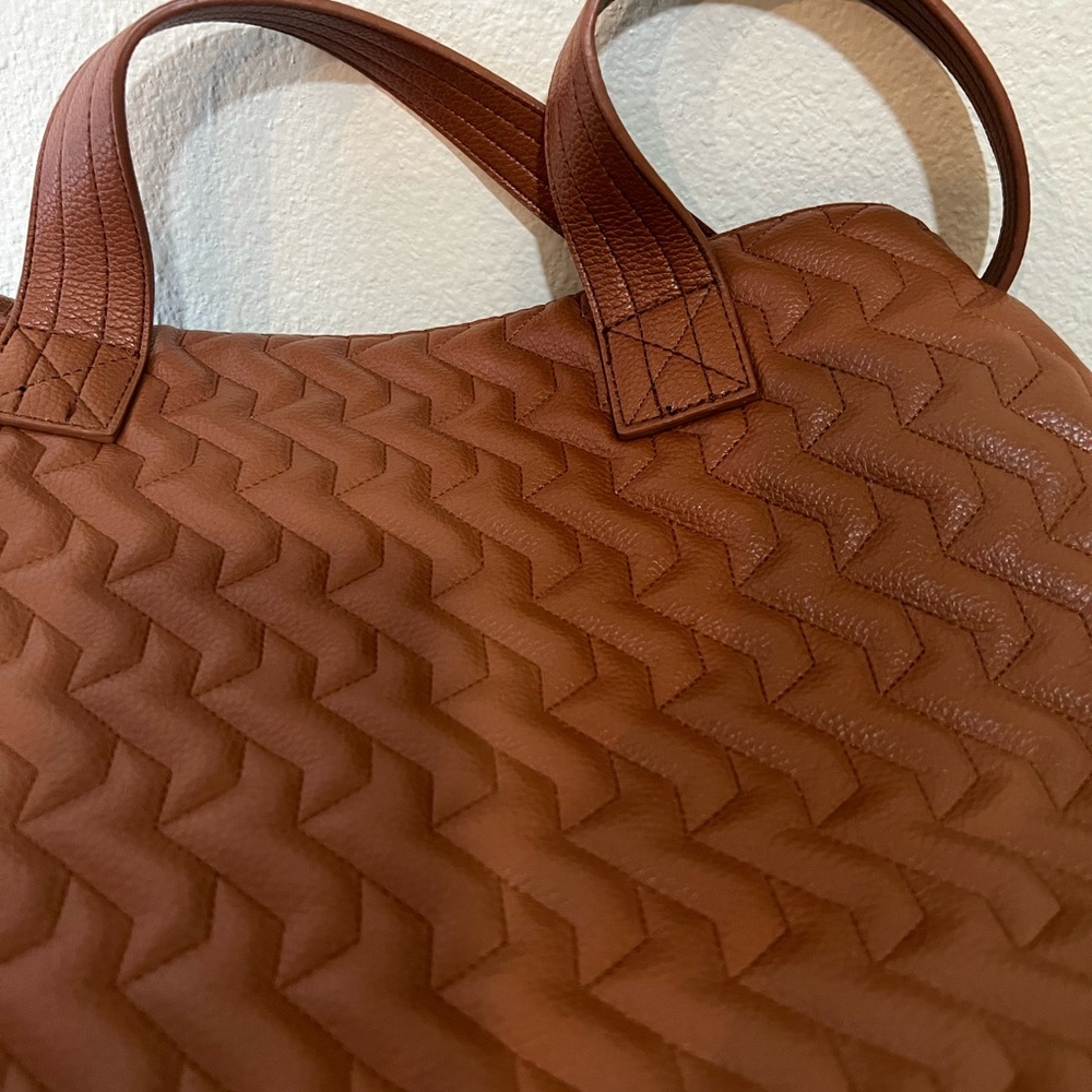 Lug Tempo vegan leather large tote bag - Picture 12 of 16